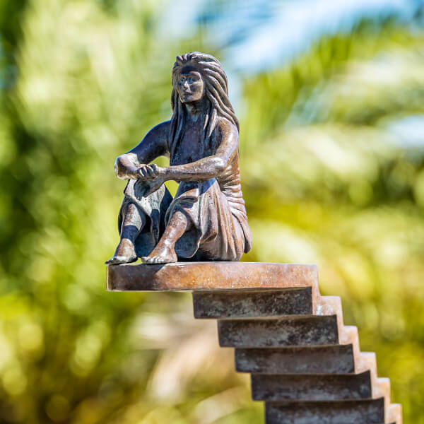 Escultura en el parque Celestino Mutis