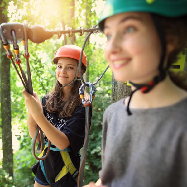 Ni&ntilde;as en el Bioparc de Fuengirola