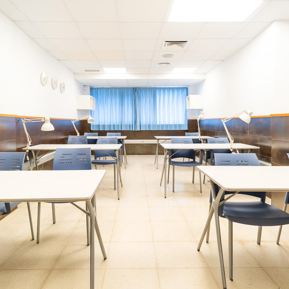 Vista de la Sala Maestranza desde la mesa de presentación