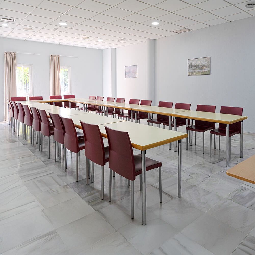 Vista de la Sala Triana desde la mesa de presentación