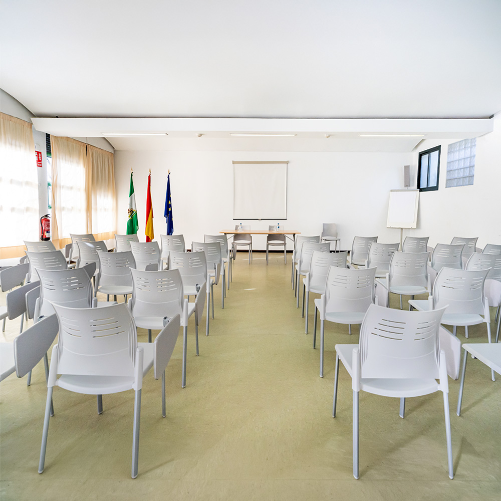 Salón Atlántico, vista hacia la mesa presidencial